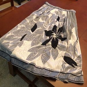 Anne kleine polyester vacation summer skirt with pockets